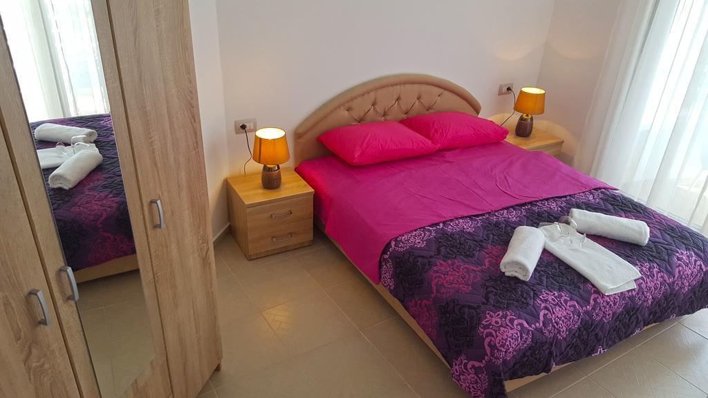 Apartments Sirena Ulcinj Exterior foto