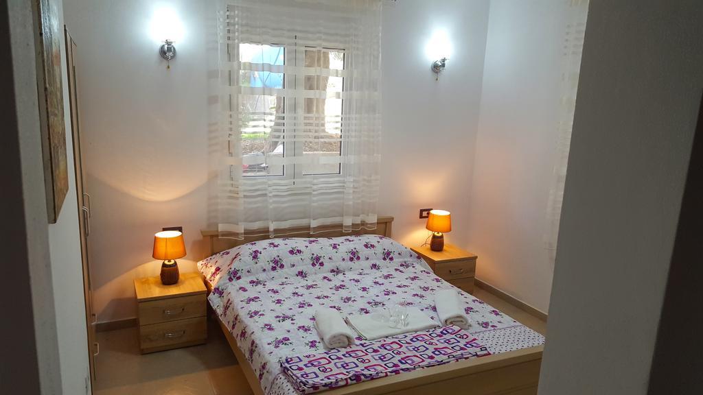 Apartments Sirena Ulcinj Exterior foto